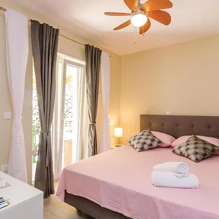 Gemütliches 1-Zimmer-Haus In Gruda Ferienhaus Gruda
